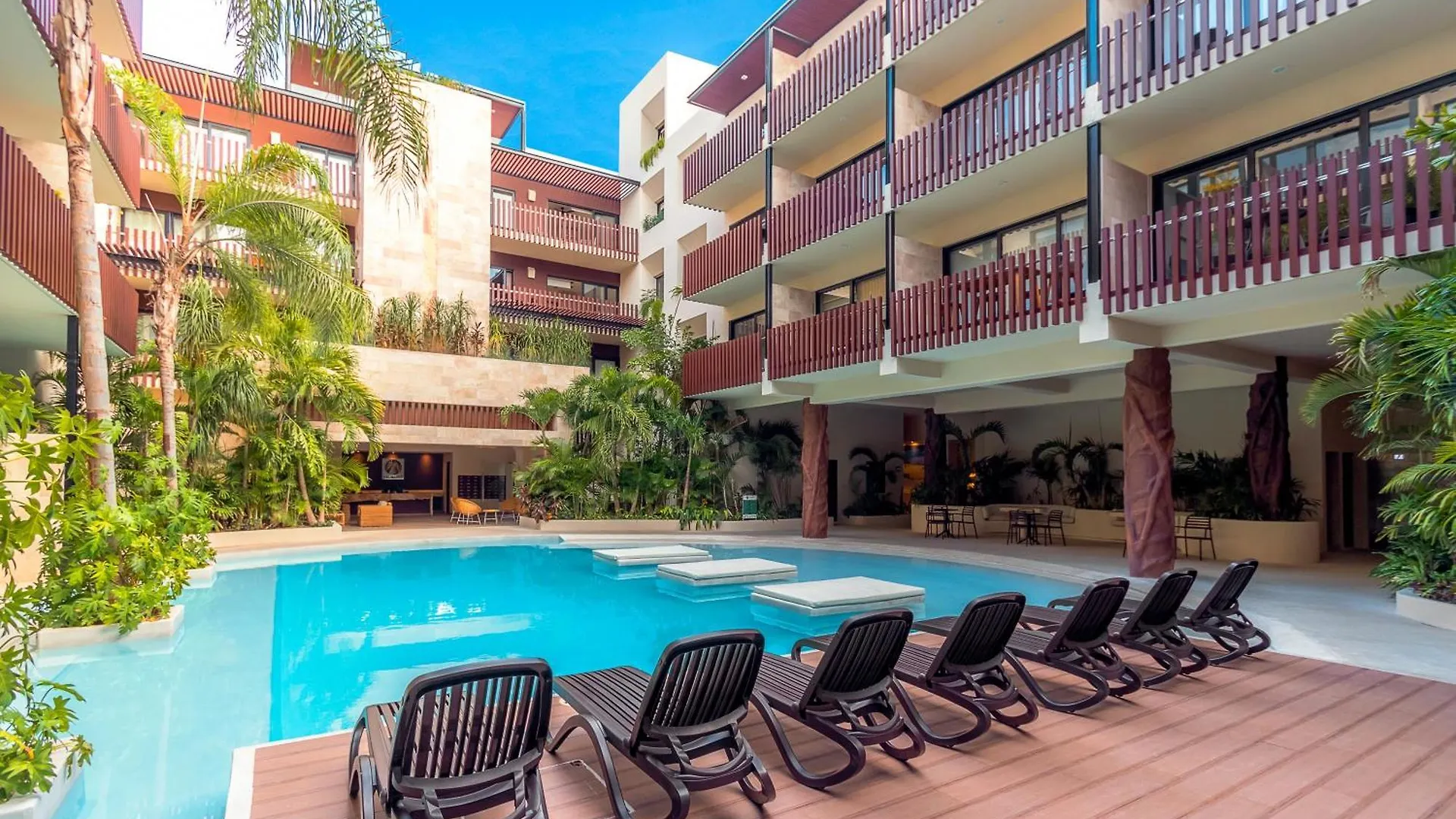 1 Bedroom Penthouse With Pool - Palmares Playa del Carmen Apartment