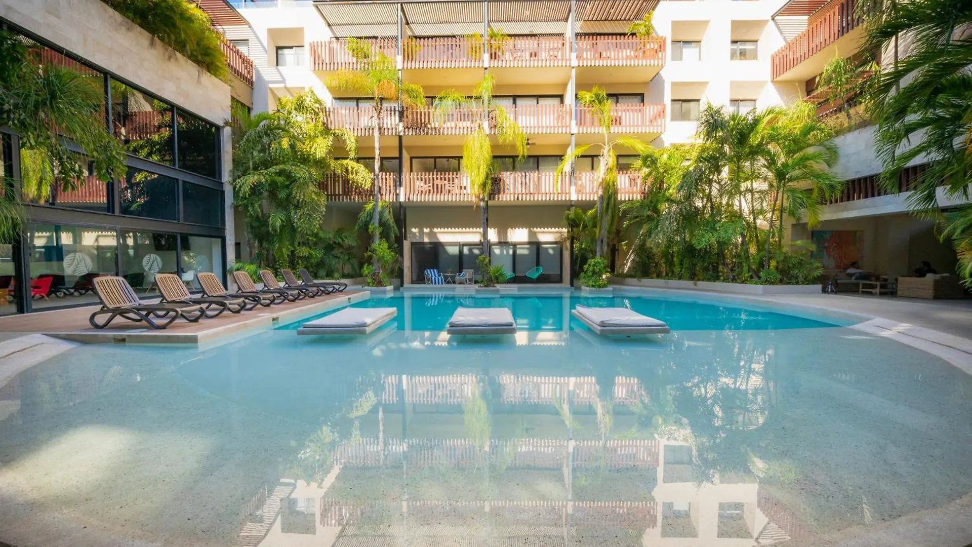 1 Bedroom Penthouse With Pool - Palmares Playa del Carmen Apartment